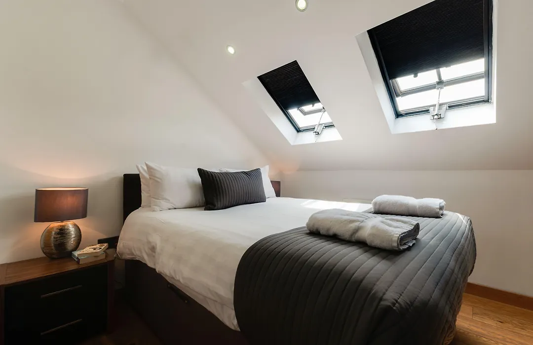 Base Serviced Apartments - Sir Thomas Street-1