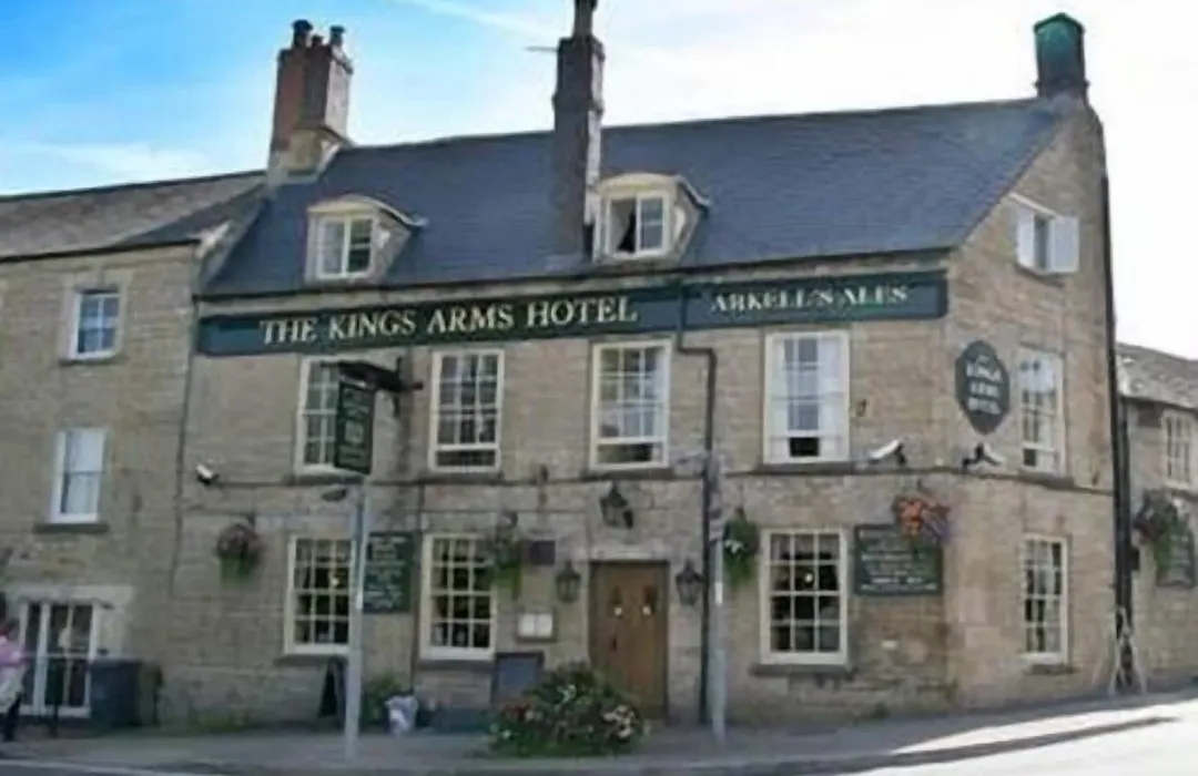 The Kings Arms Hotel-1