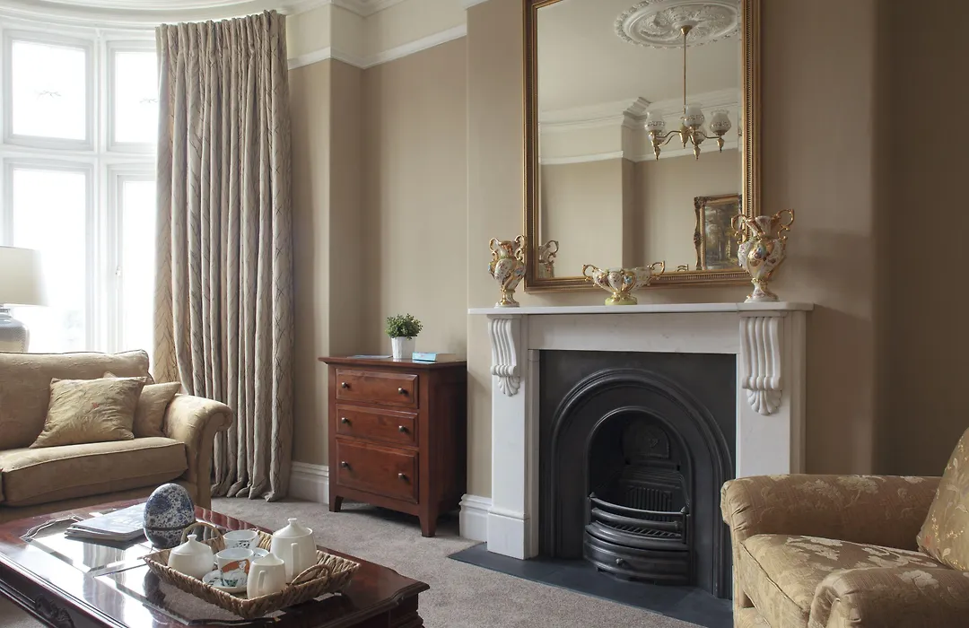2 Crescent Gardens Guest House-1