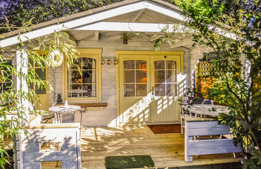 Ward Avenue B&B-1
