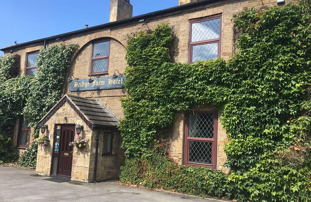 Bridge Farm Hotel-1