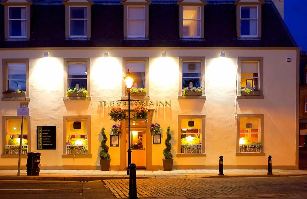 The Avenue Restaurant At The Victoria Inn-1
