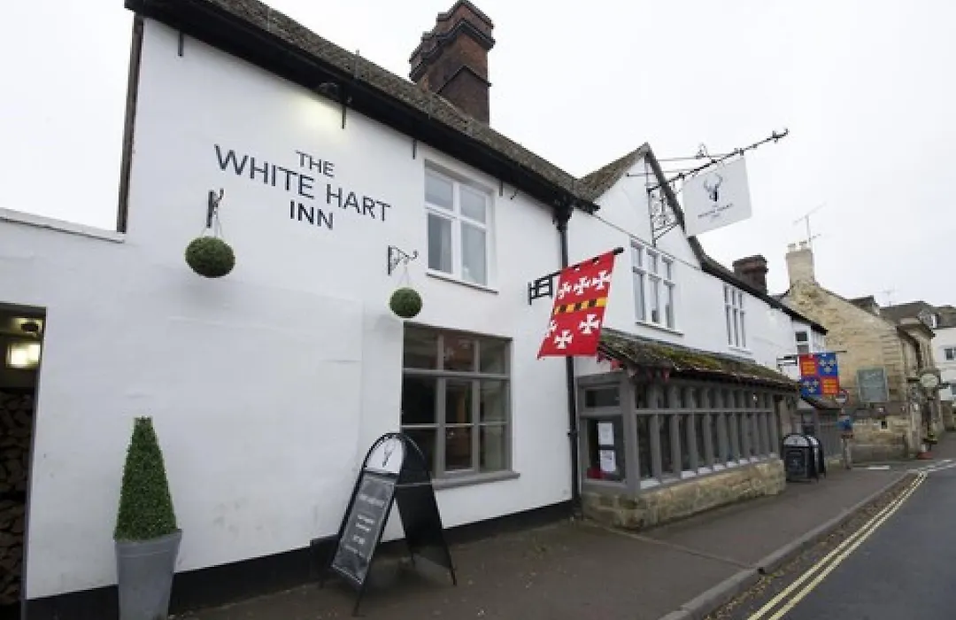 The White Hart Inn-1