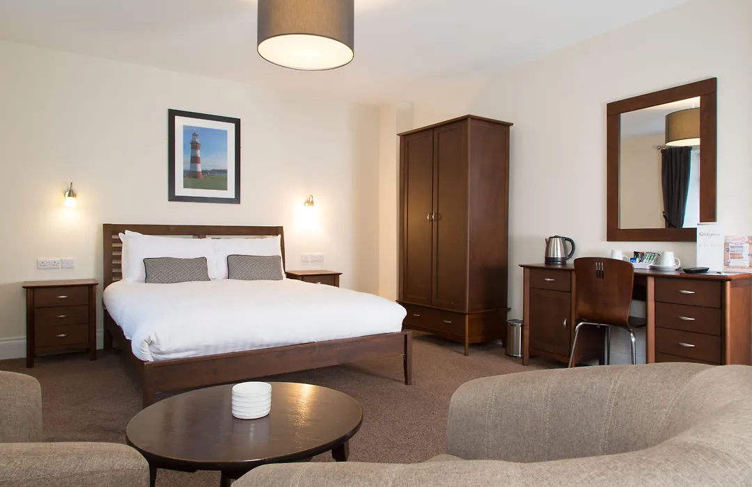 The Grosvenor Plymouth-1