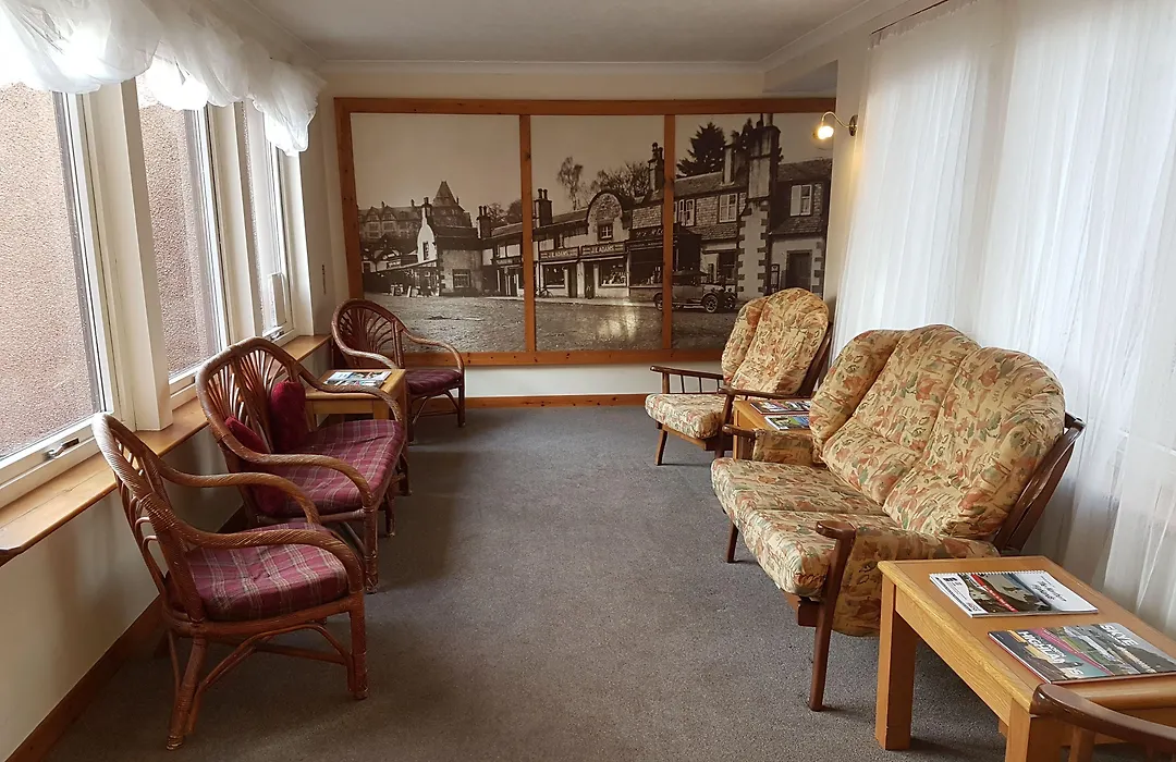 Mackay'S Hotel-1