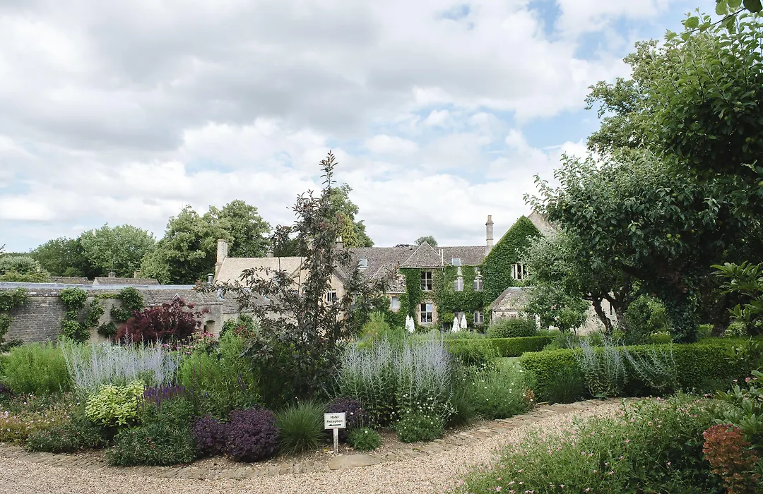 Lords Of The Manor-1