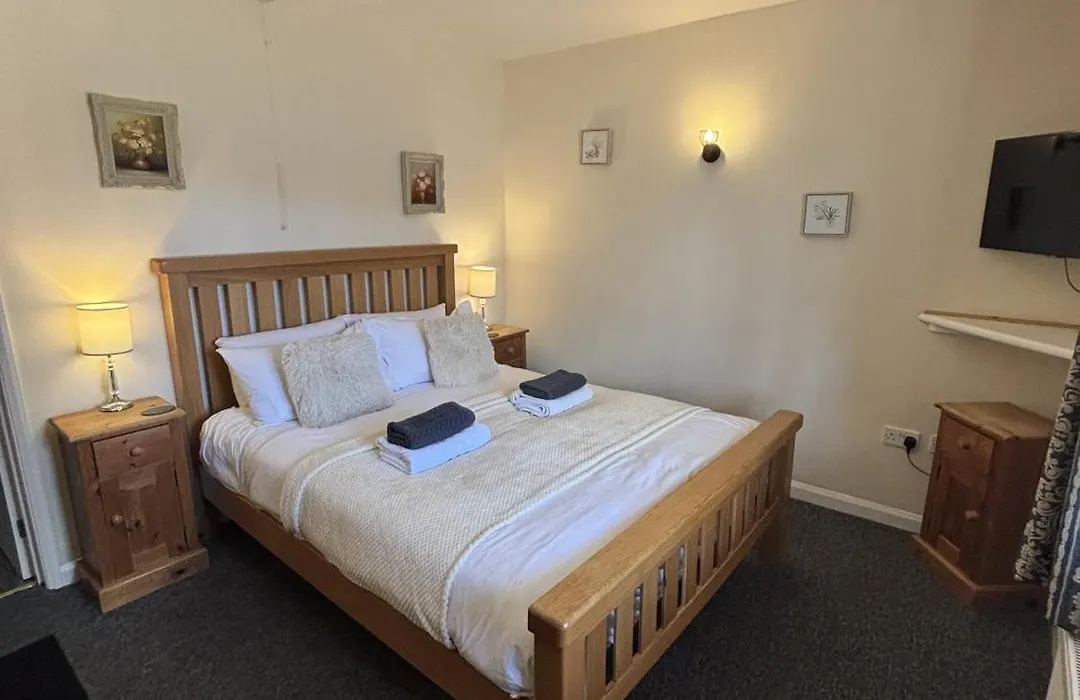 The Half Moon Inn Rushall Ip21 4Qd-1