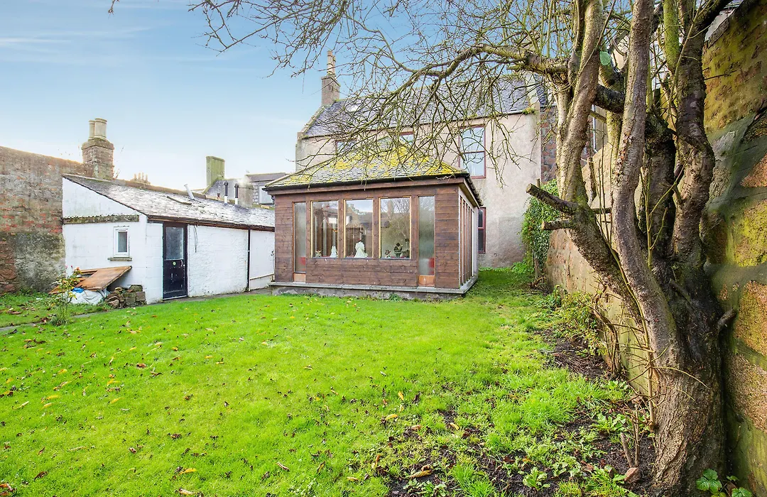 Lost Guest House Peterhead-1