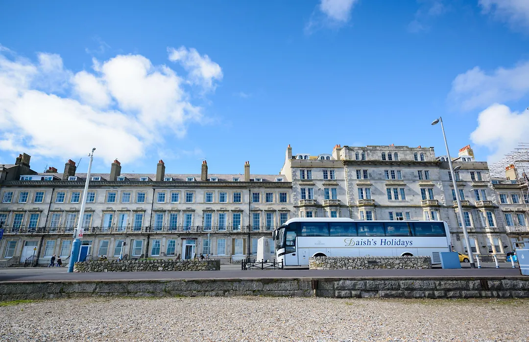 Russell Hotel-1