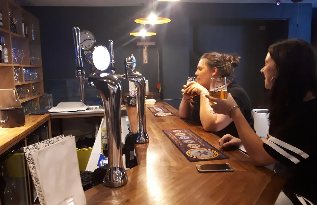 Ty Glyndwr Bunkhouse, Bar And Cafe-1