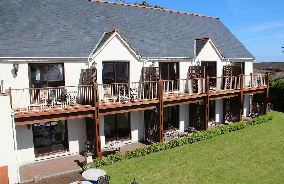 Heywood Spa Hotel-1