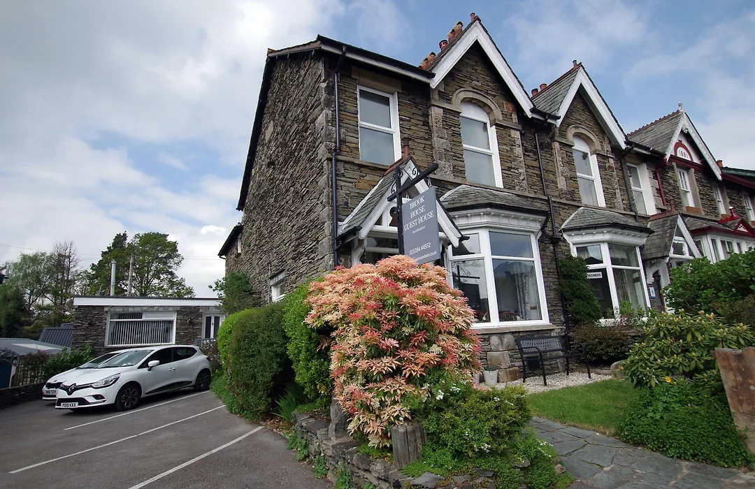 Brook House ― Free On-Site Car Park-1