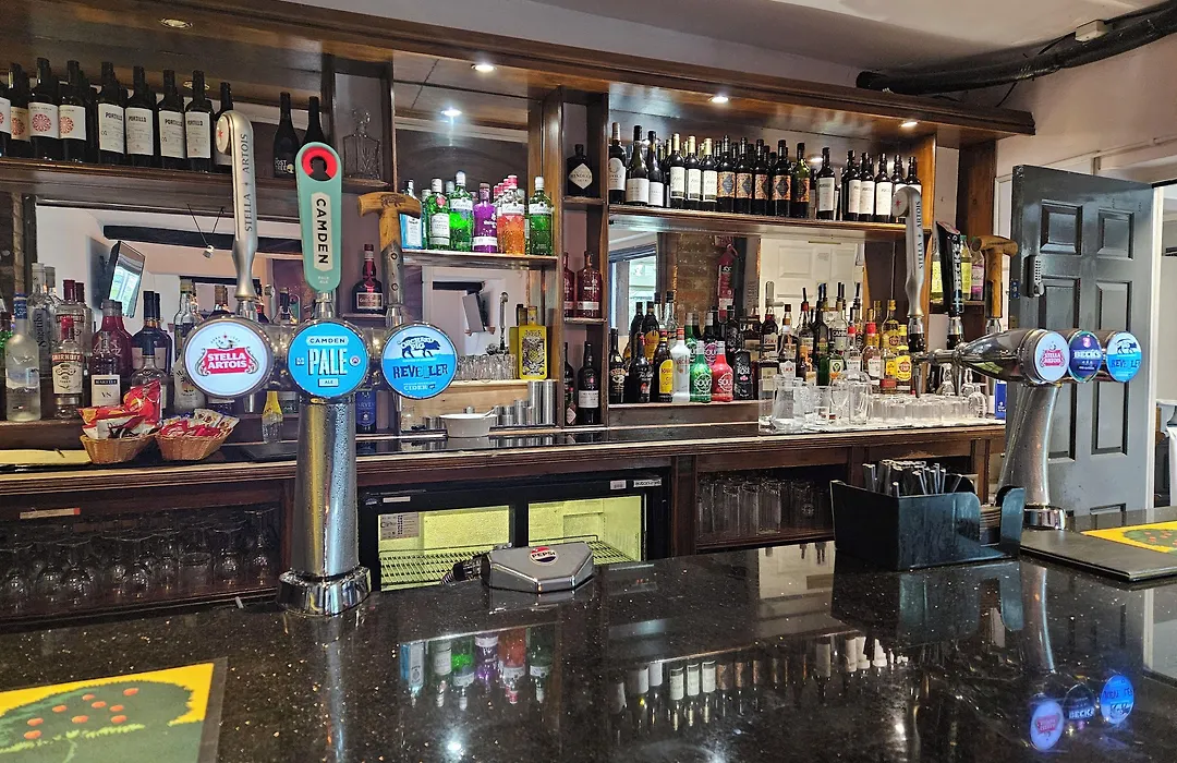 Marsh Farm Hotel-1