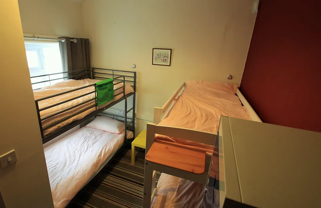Hull Trinity Backpackers - Old Town-1