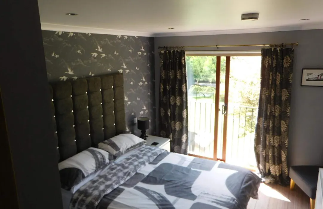 Riverside House-1