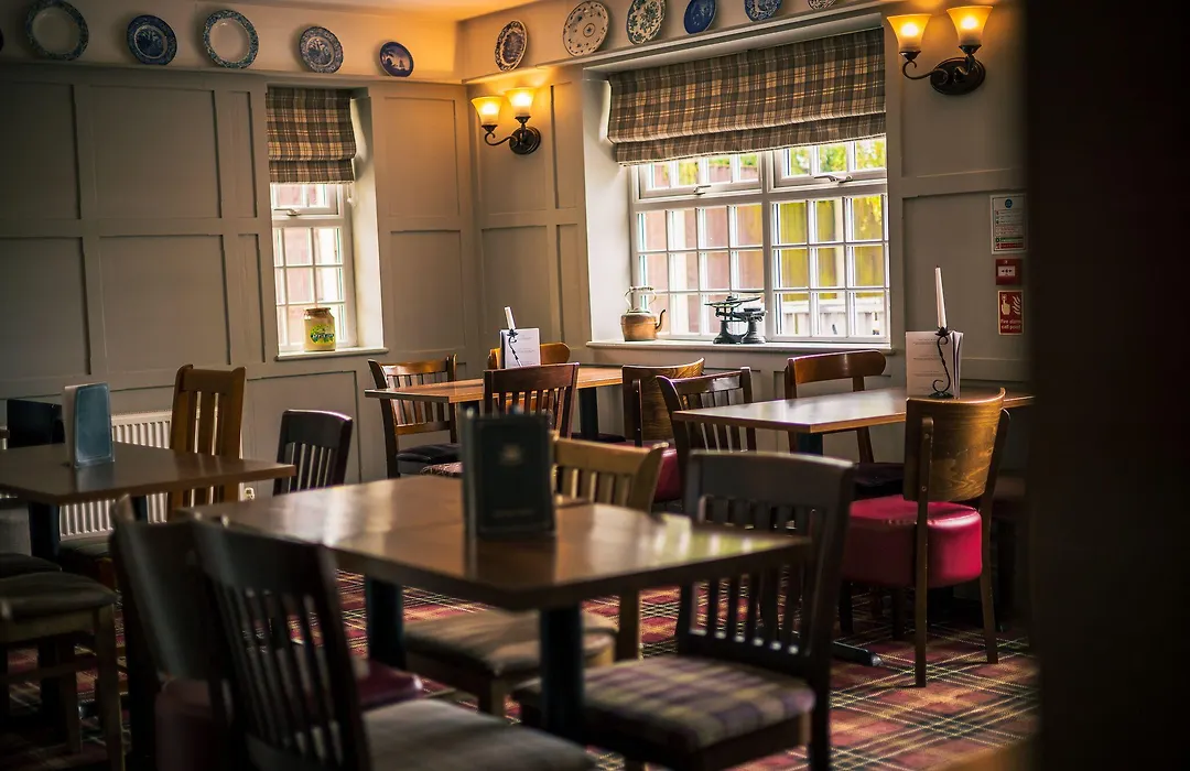 Three Horseshoes Inn-1