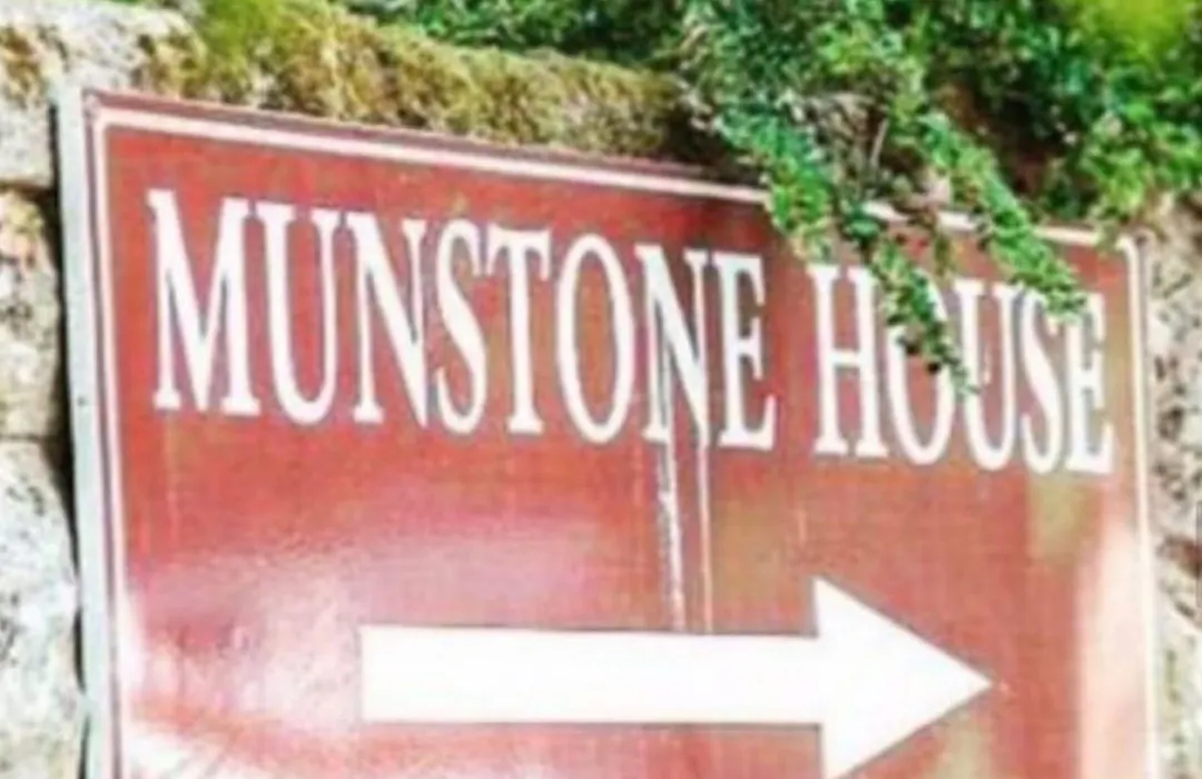 Munstone House-1