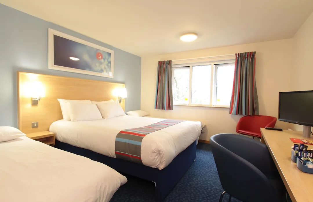 Travelodge Exeter M5-1