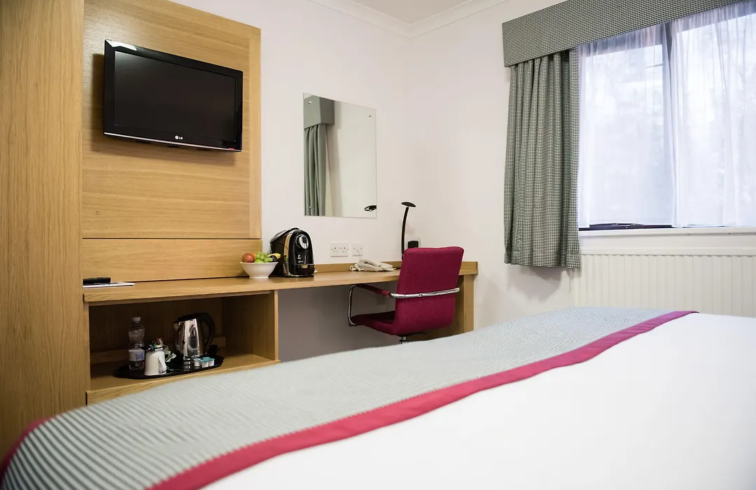 Warwick Conferences - Radcliffe-1