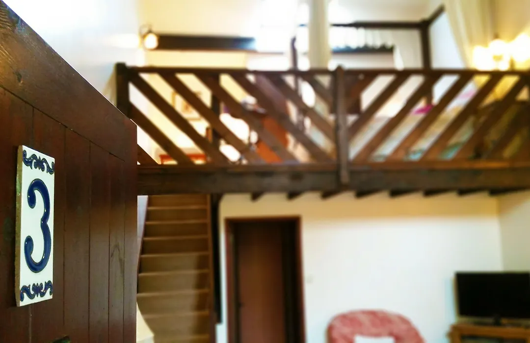 Miltons Apartments And Rooms-1