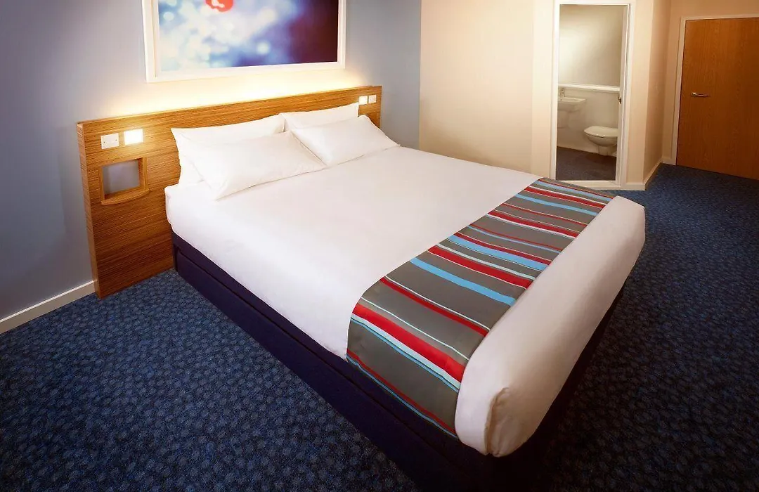 Travelodge Saltash-1