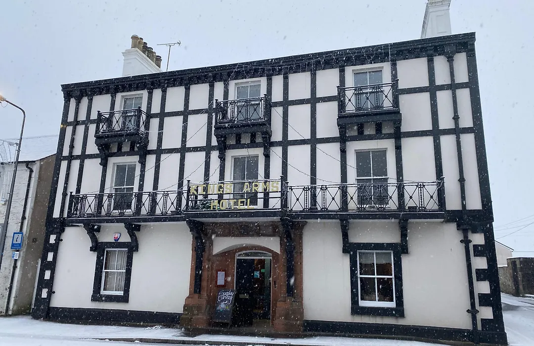 Kings Arms Hotel-1