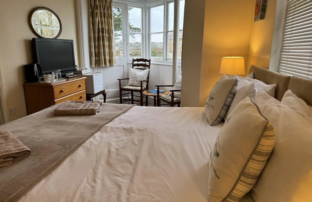 The Pilot Boat Inn, Isle Of Wight-1