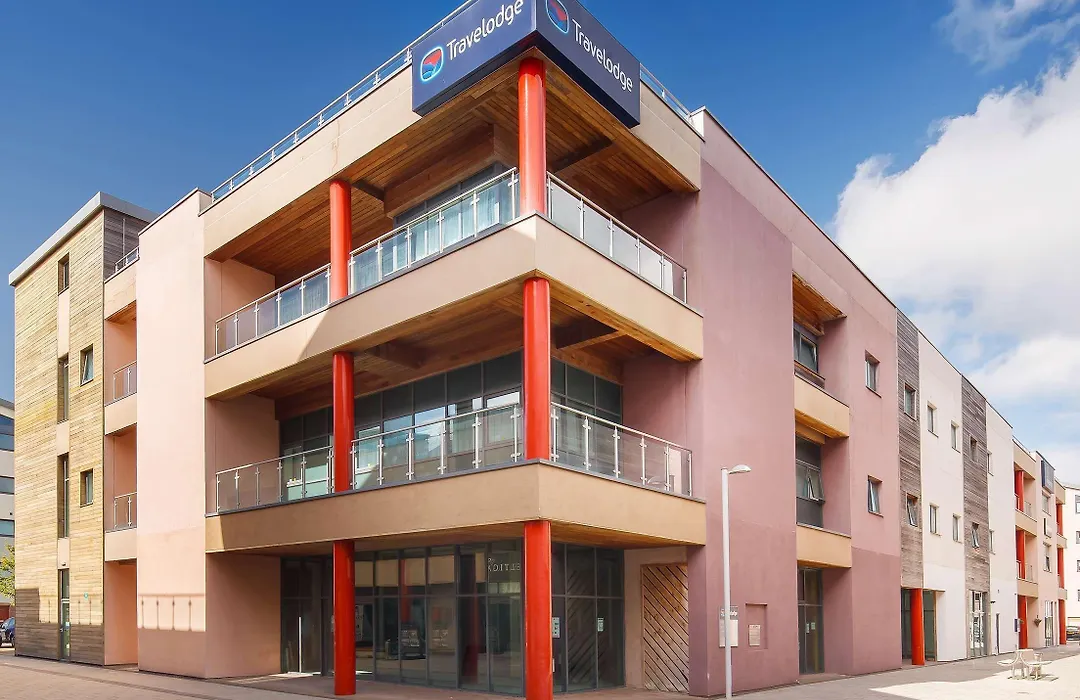 Travelodge Caernarfon-1