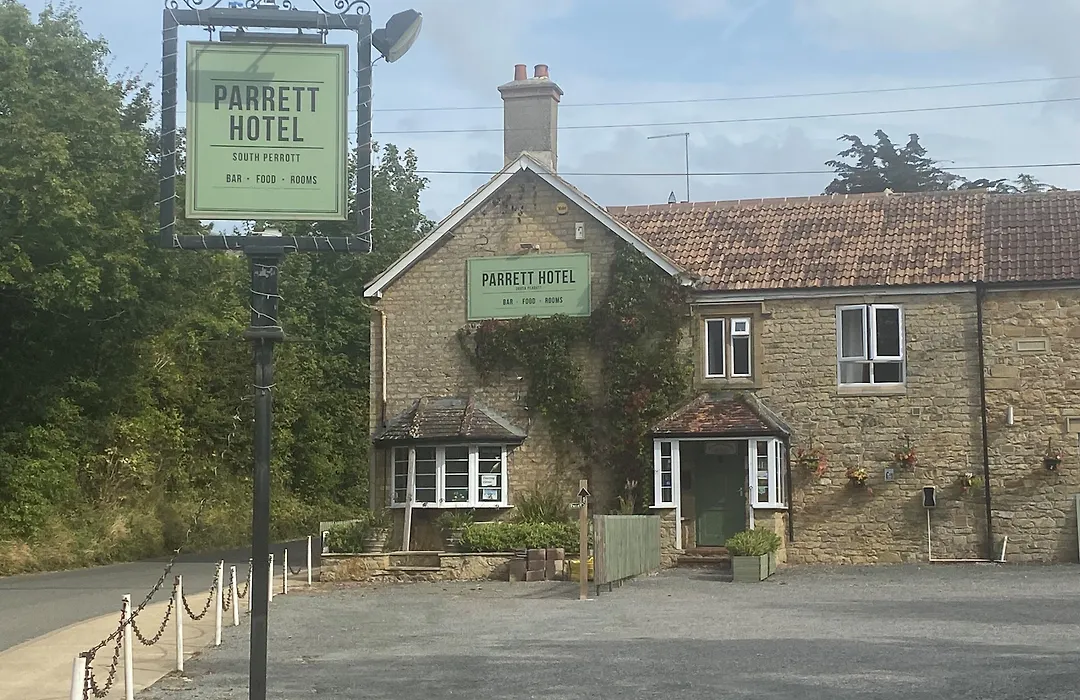 Parrett Hotel-1
