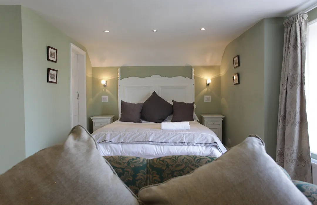 Thistlebank Townhouse-1