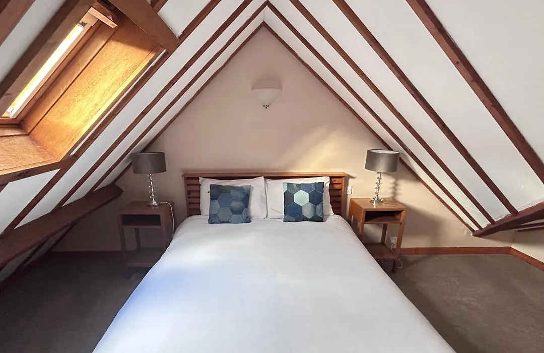 The Beacons Guest House-1