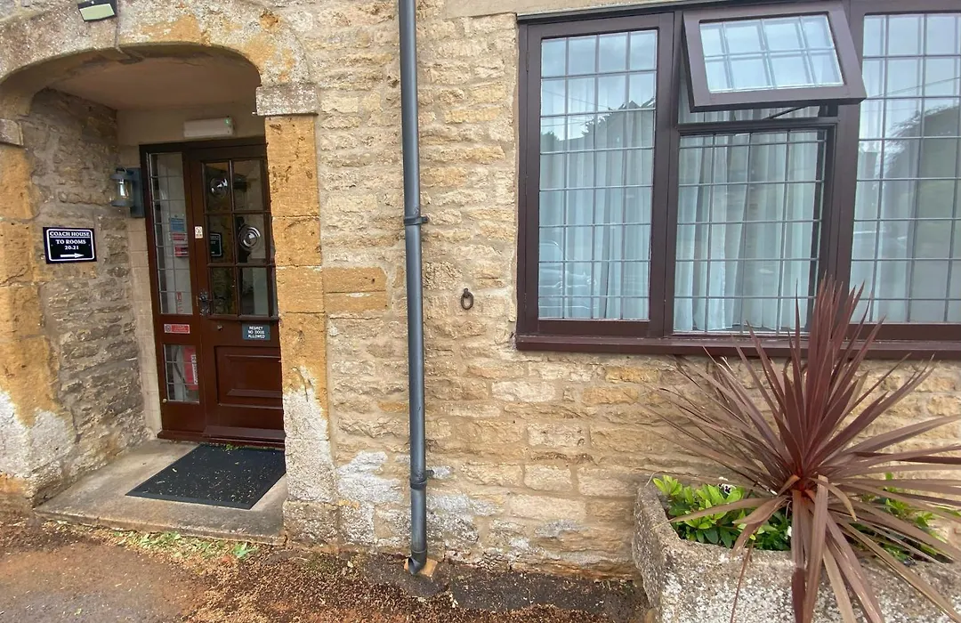 Stow Lodge Hotel-1