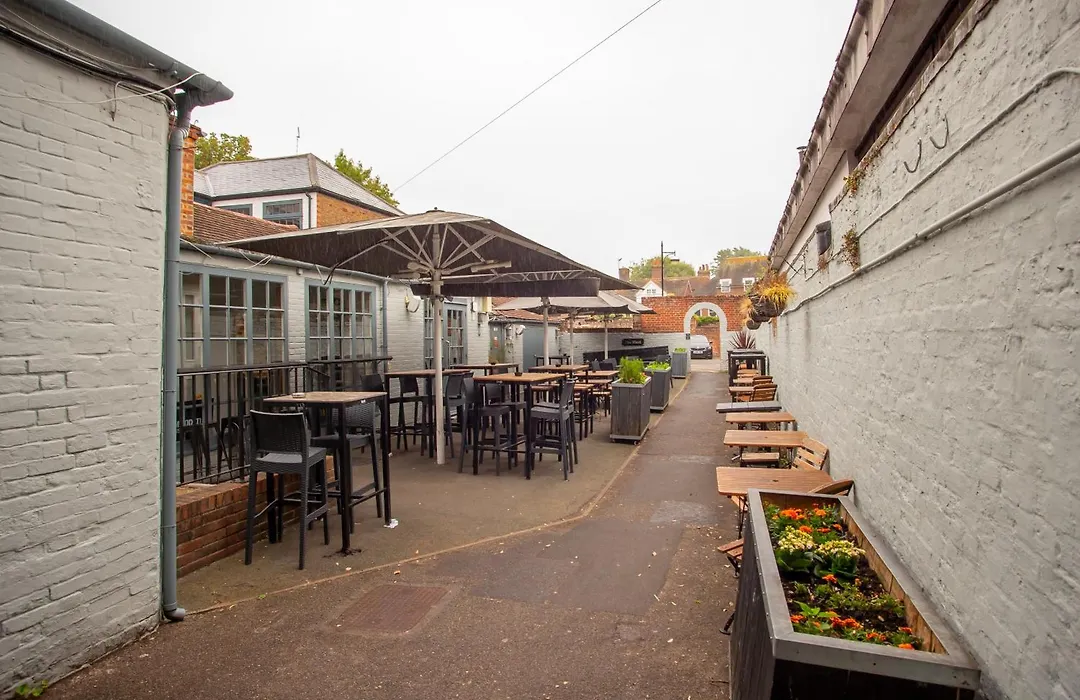 Trents By Greene King Inns-1