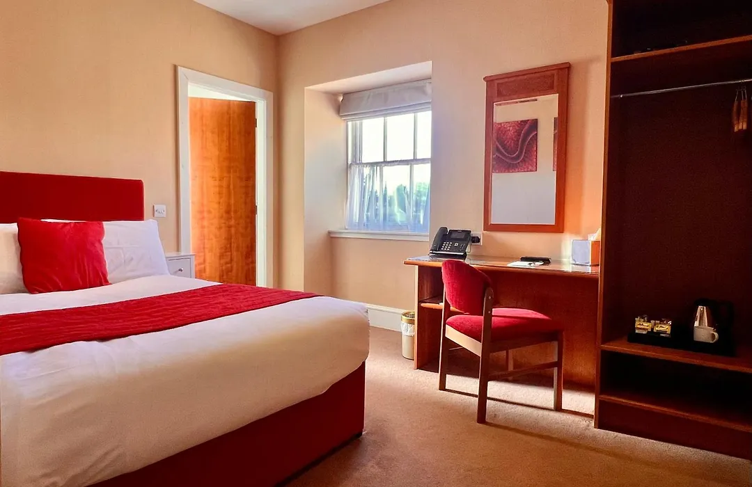 Laichmoray Hotel-1