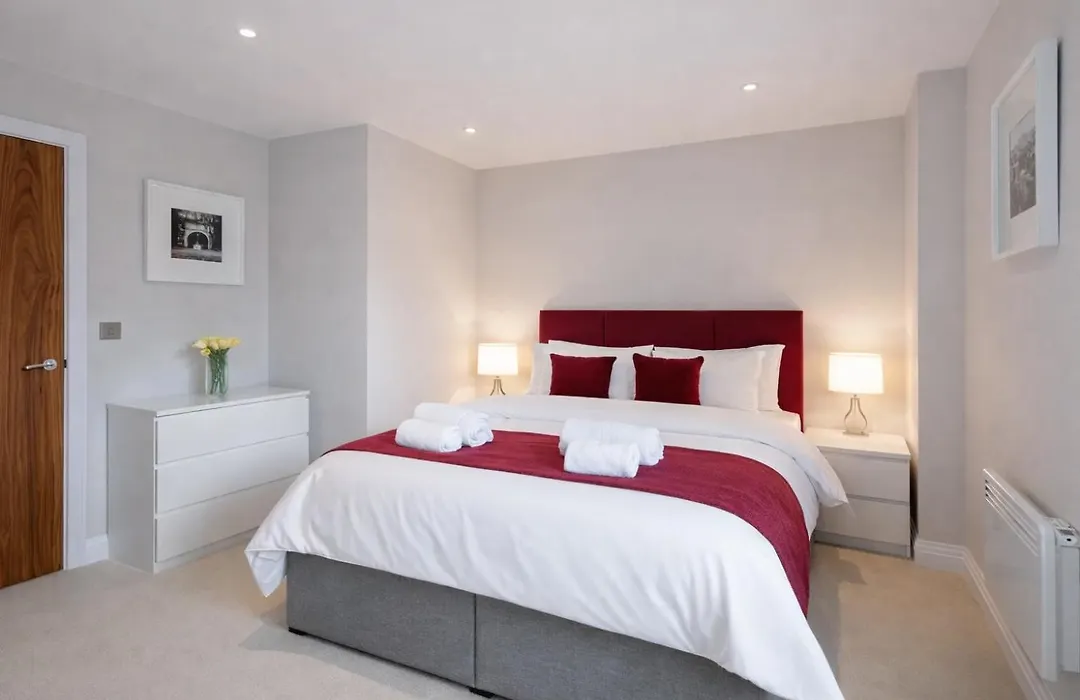 Roomspace Serviced Apartments - Trinity House-1