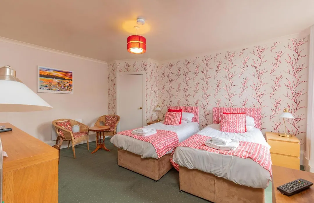 The Ardyne Guest House-1