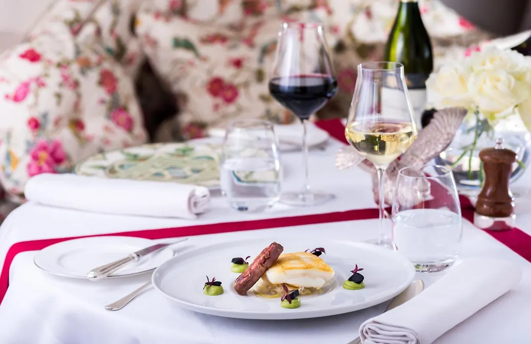 Summer Lodge Country House Hotel-1