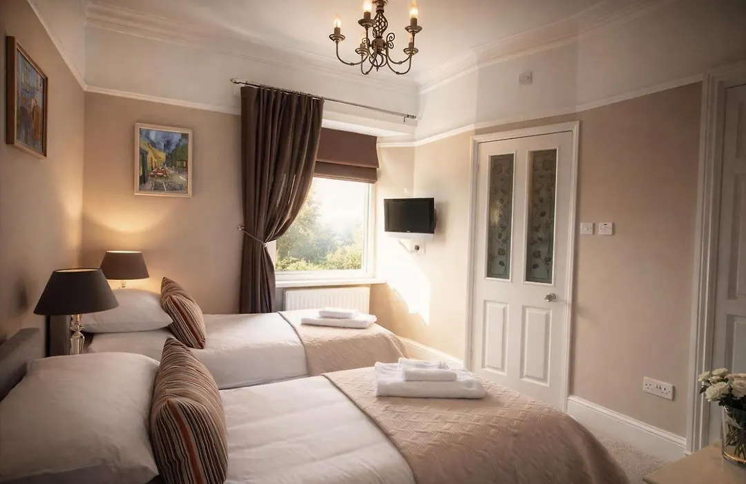 Ferndale Lodge-1