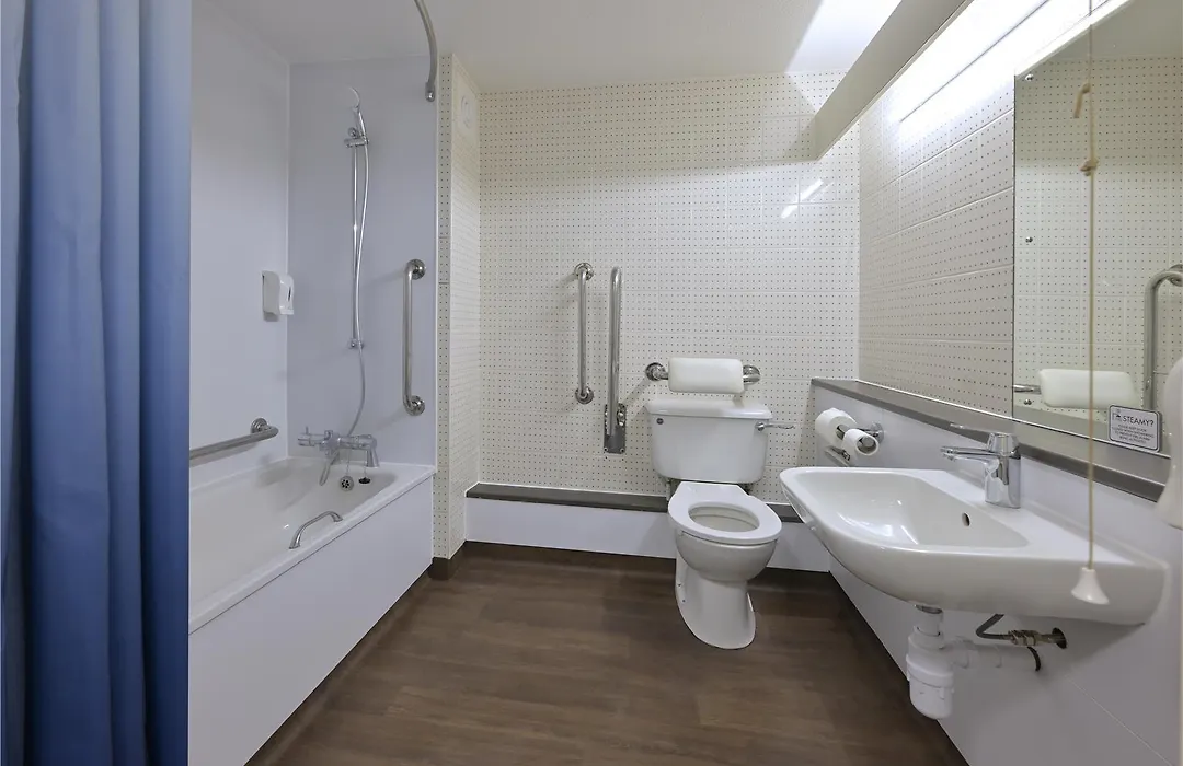 Travelodge Oxford Wheatley-1