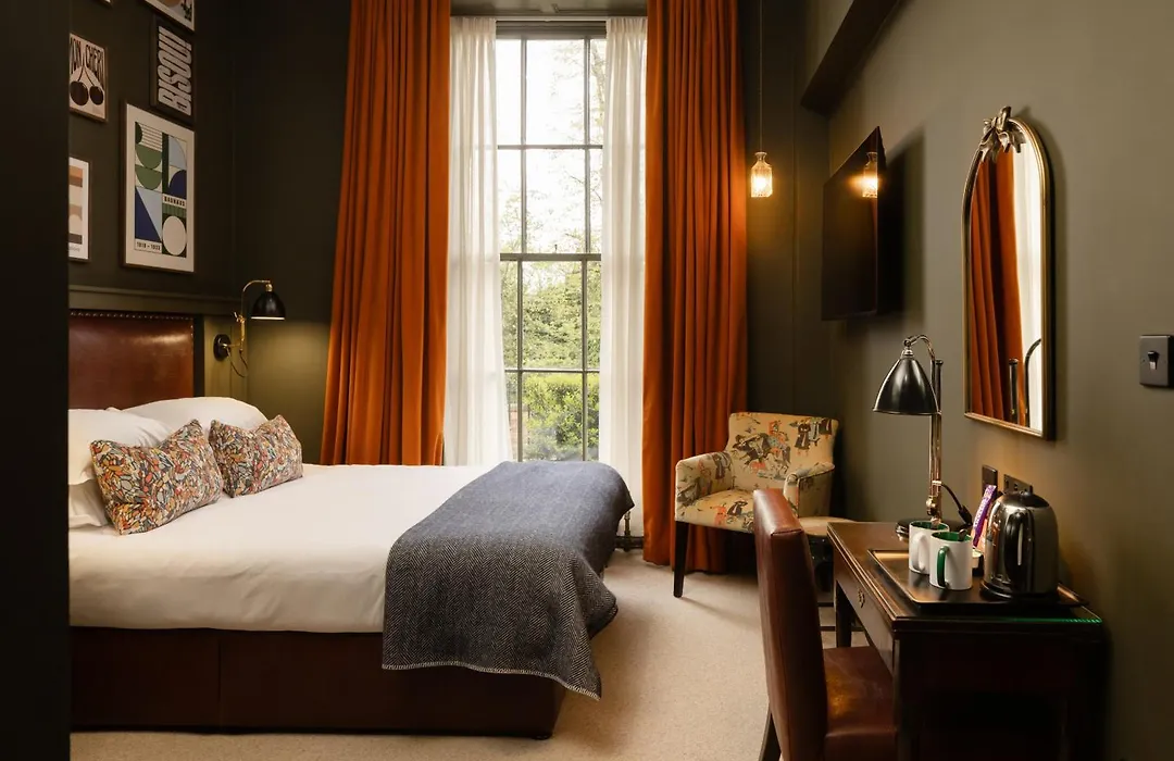 The Churchill Hotel-1