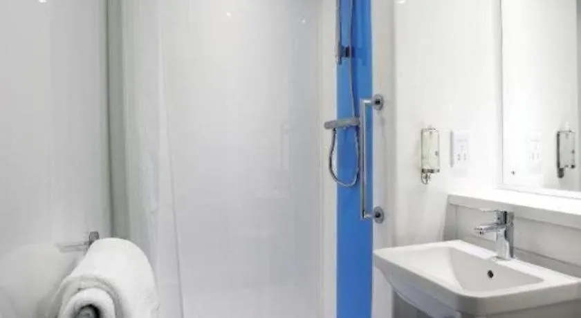 Travelodge Birmingham Central Newhall Street-1
