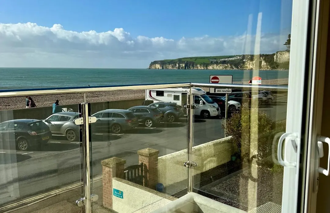 Mariners Hotel-1