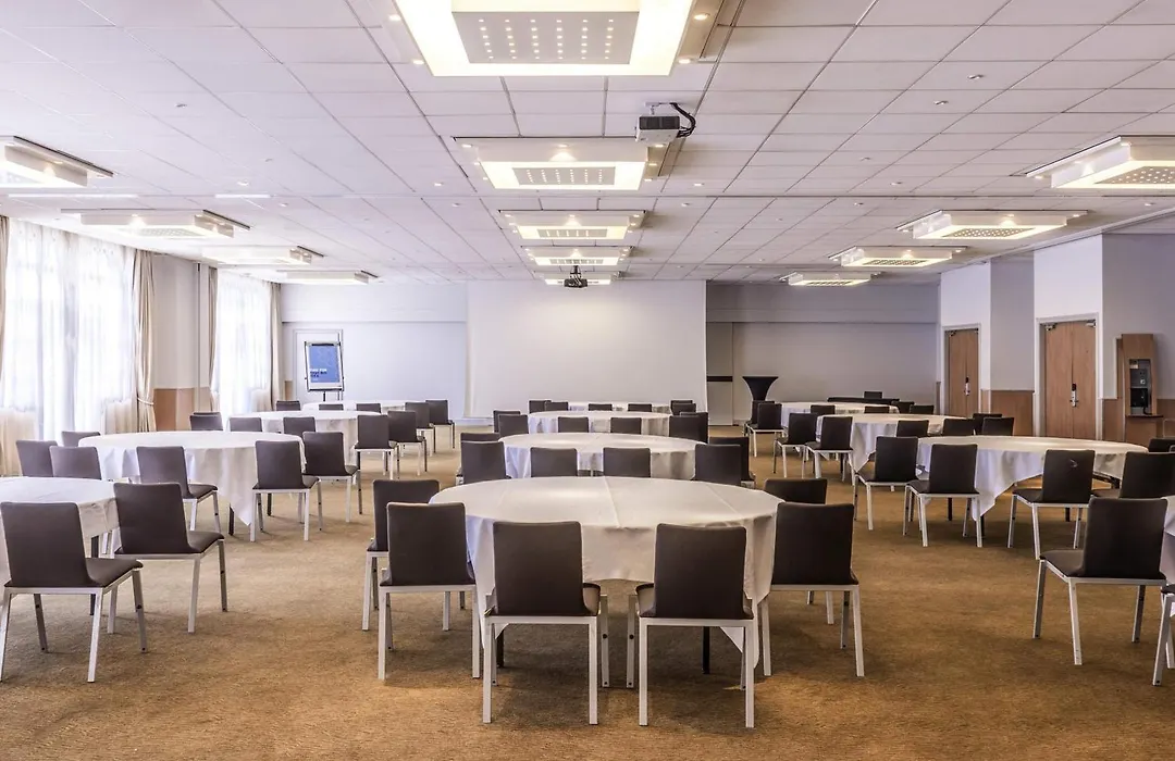 Novotel Southampton-1