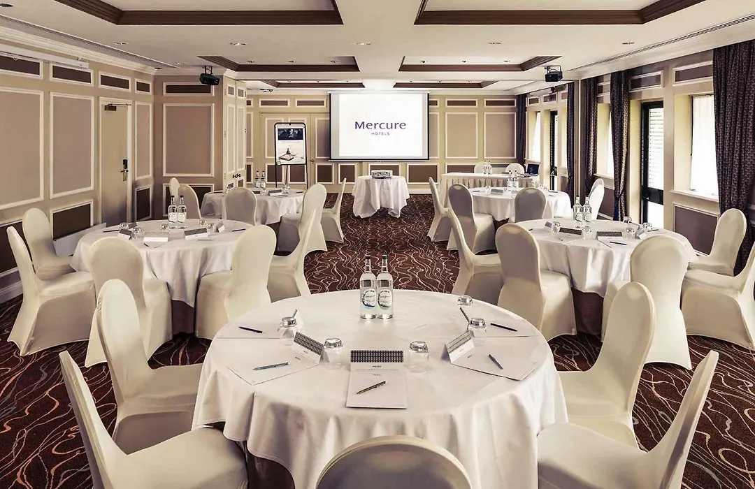 Mercure Livingston Hotel-1