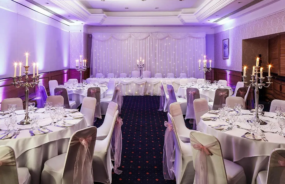 Mercure York Fairfield Manor Hotel-1