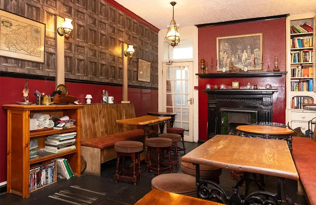 Strands Hotel/Screes Inn & Micro Brewery-1