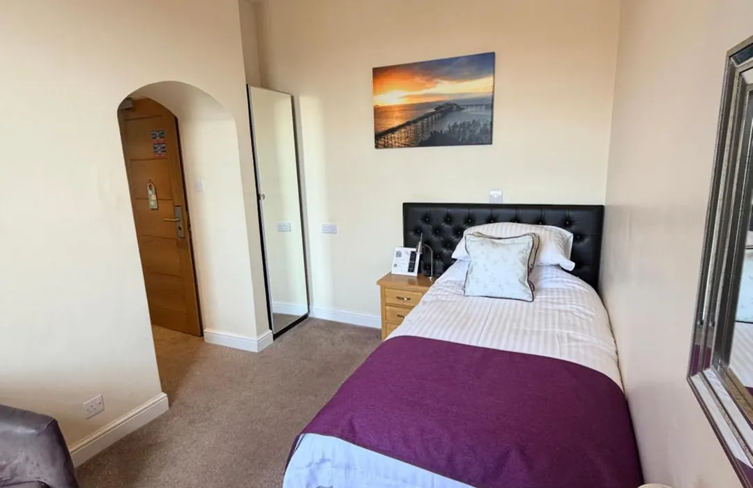Queenswood Hotel-1