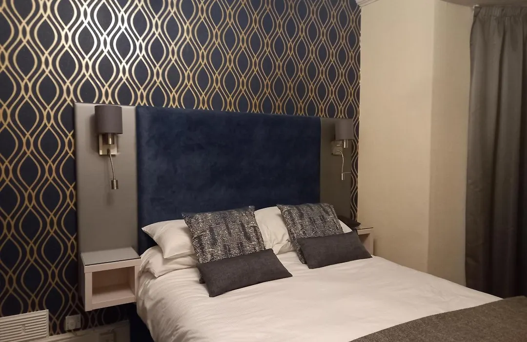 Royal Sportsman Hotel-1