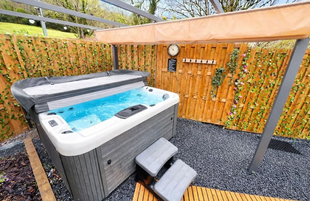 Private Heated Bedrooms At The Bunkhouse In Snowdonia Perfect For Bikers And Walkers-1