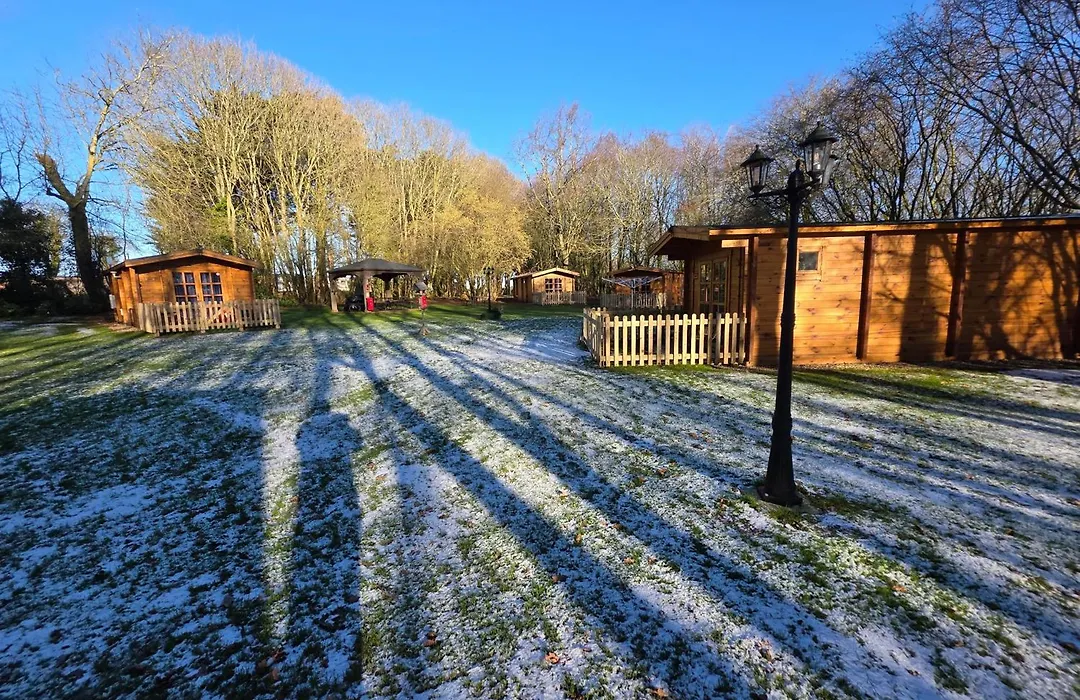 Birdsong Lodge Dog Friendly Nr Sutton On Sea-1